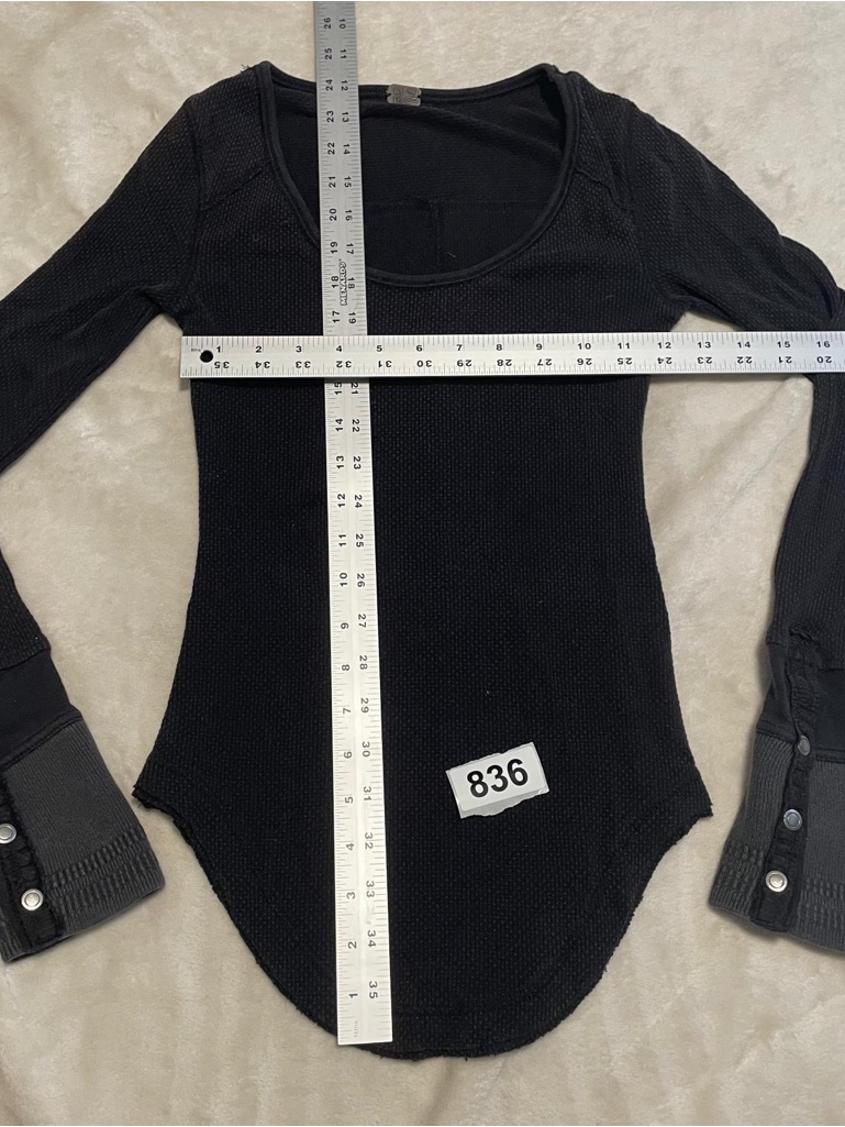 We The Free Tee Womens Size S Black Thermal Waffle Knit Snap Goth Emo Chic